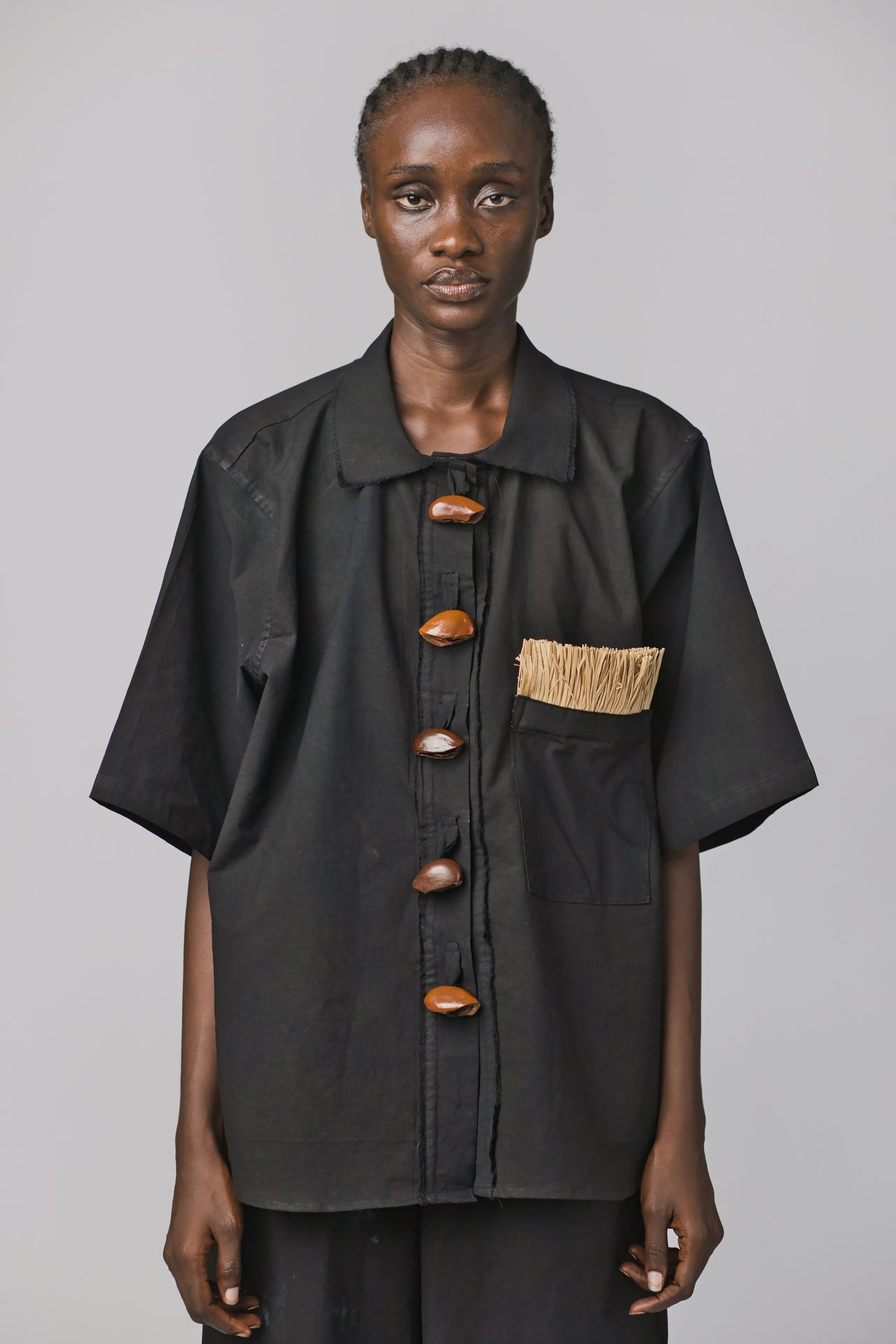 Earthy Raffia Shirt (Black)