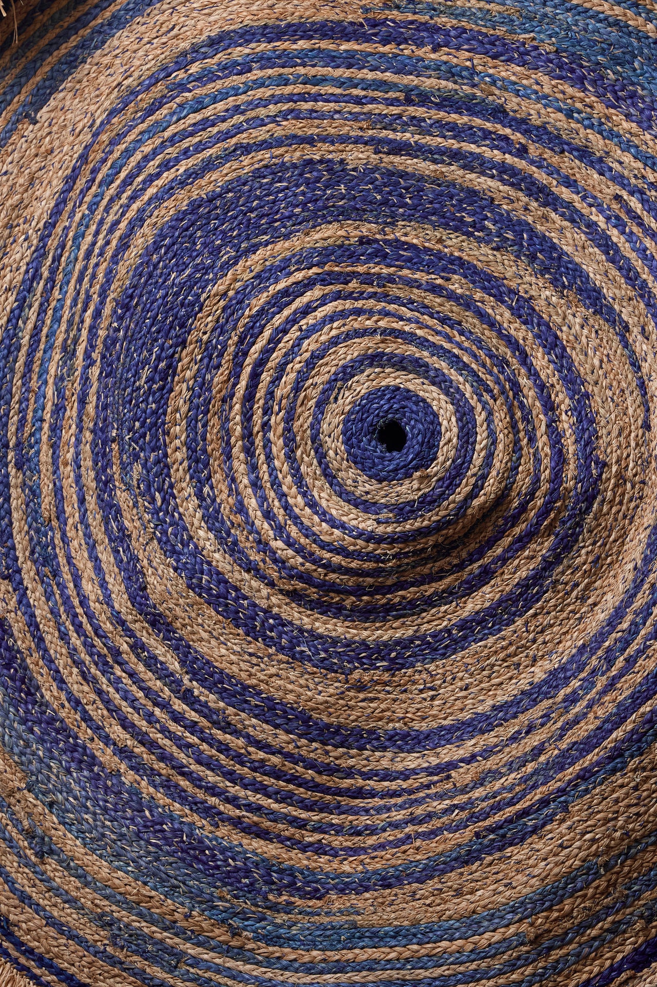 Asòkéra Raffia Talisman