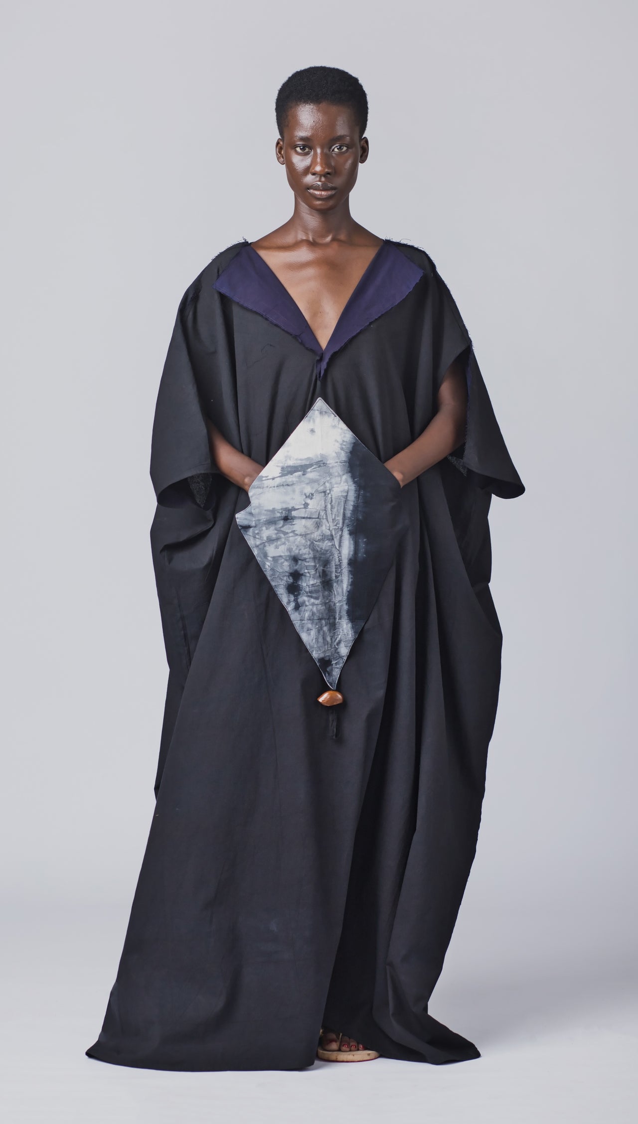 Mario V-Neck Cut Sleeve Kaftan